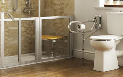 7 benefits of a high toilet seat for the elderly