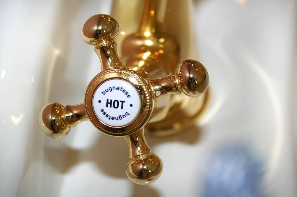 An image of a crosshead tap, a key accessory to a vintage style bathroom